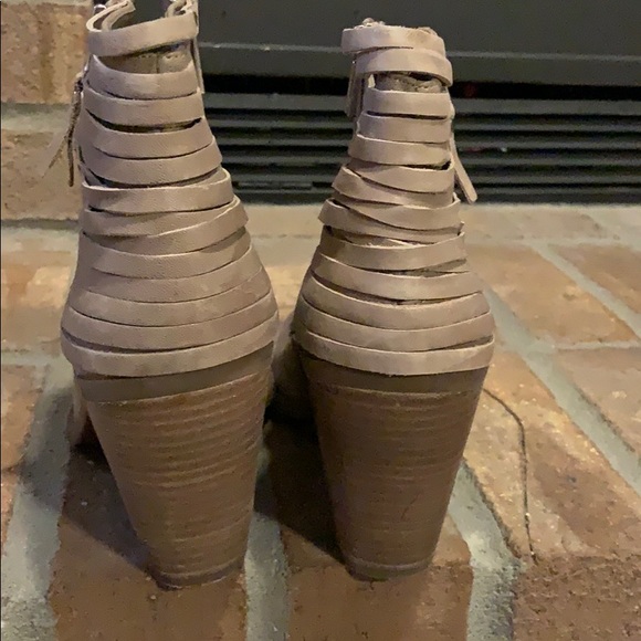 Ladies booties size 10 - Picture 5 of 5